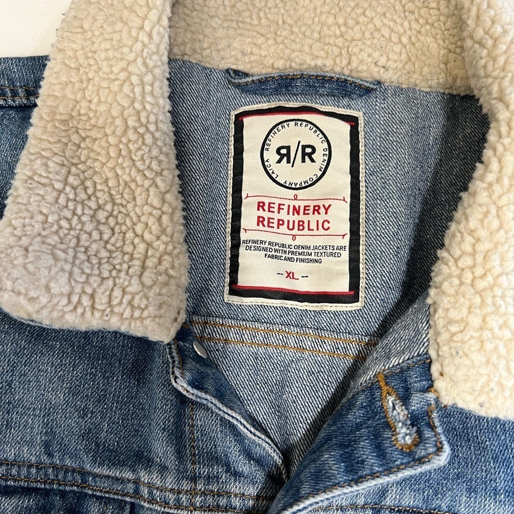 Blue Denim Jacket with Cream Sherpa Collar - Picture 7 of 11